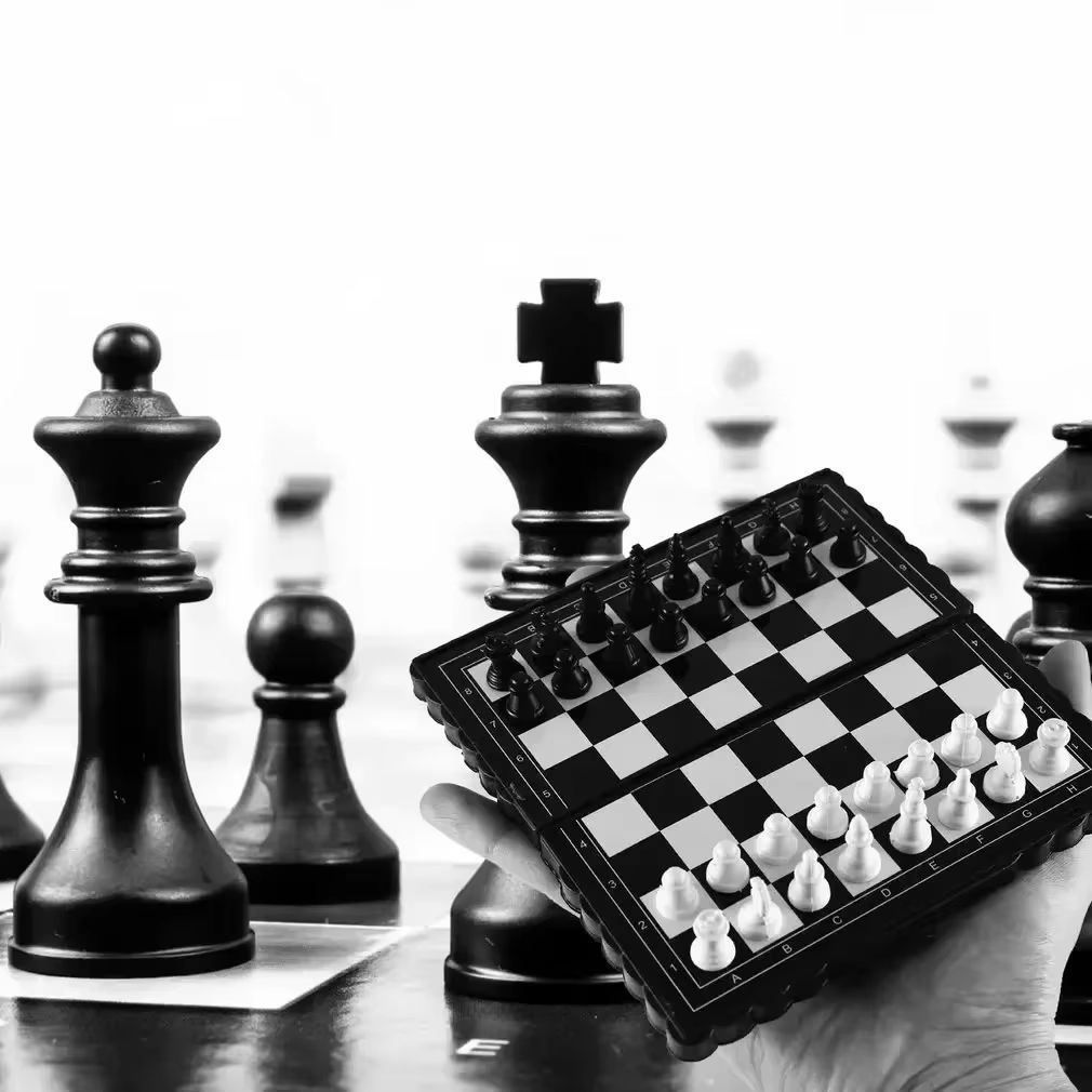 1Pc Mini Magnetic  Chess Set   - огляд і ціна Kids Outdoor Set